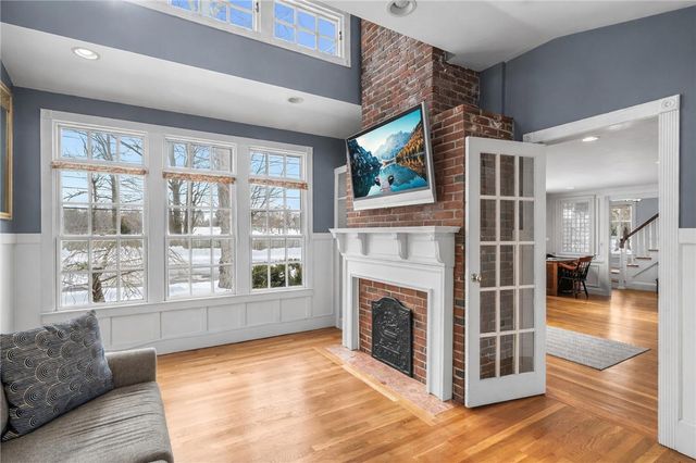 224 Centre Street, East Providence, RI 02916