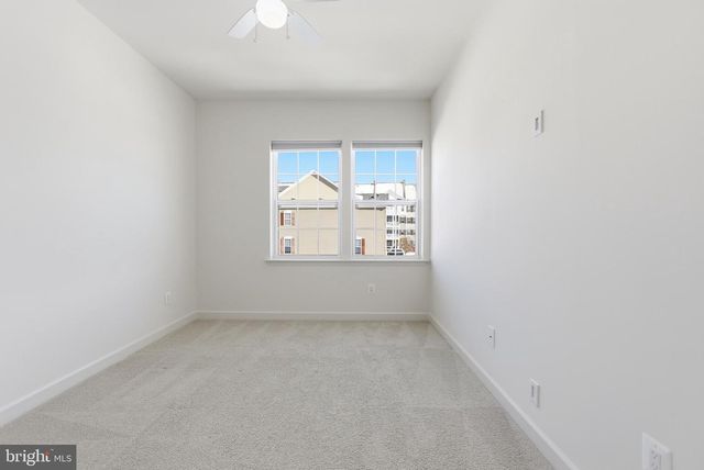 8274 WHITE STAR XING, Pasadena, MD 21122