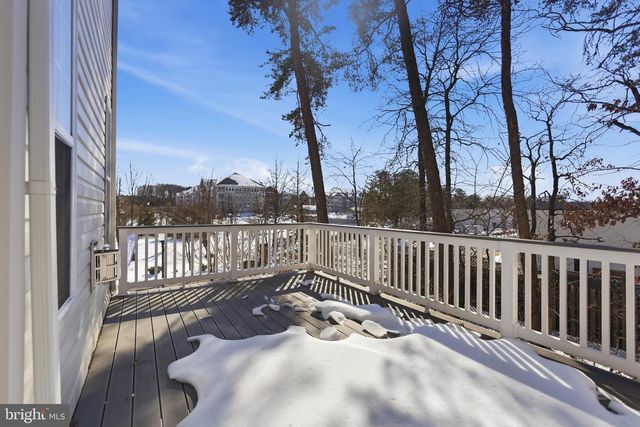 8274 WHITE STAR XING, Pasadena, MD 21122