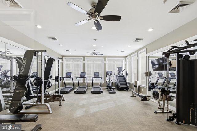 8274 WHITE STAR XING, Pasadena, MD 21122