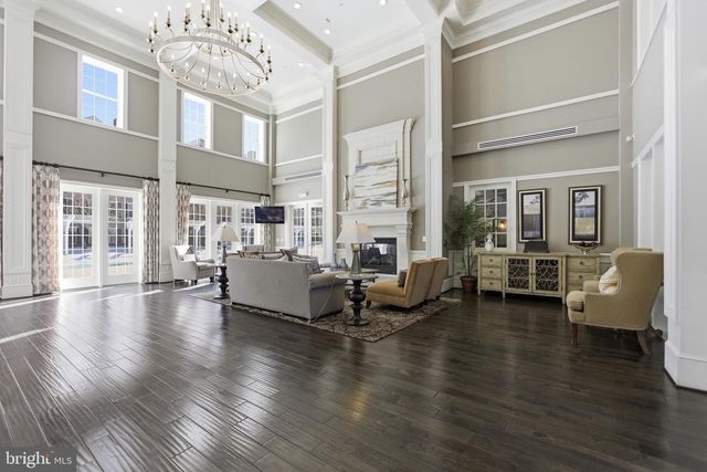 8274 WHITE STAR XING, Pasadena, MD 21122