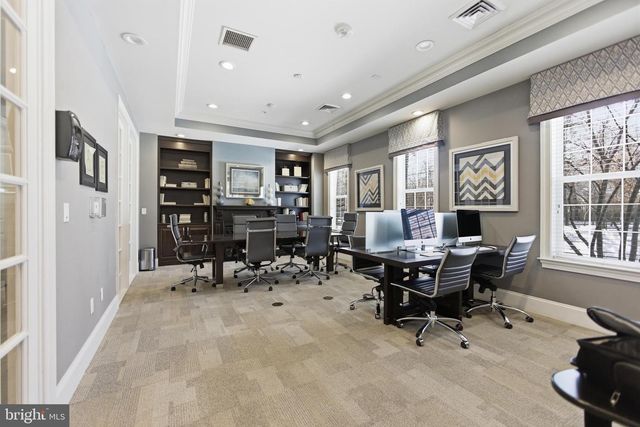 8274 WHITE STAR XING, Pasadena, MD 21122