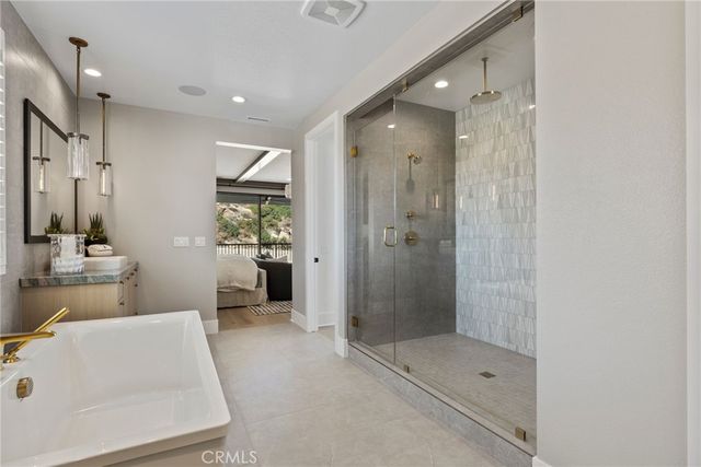 9522 N Andora Avenue, Chatsworth, CA 91311