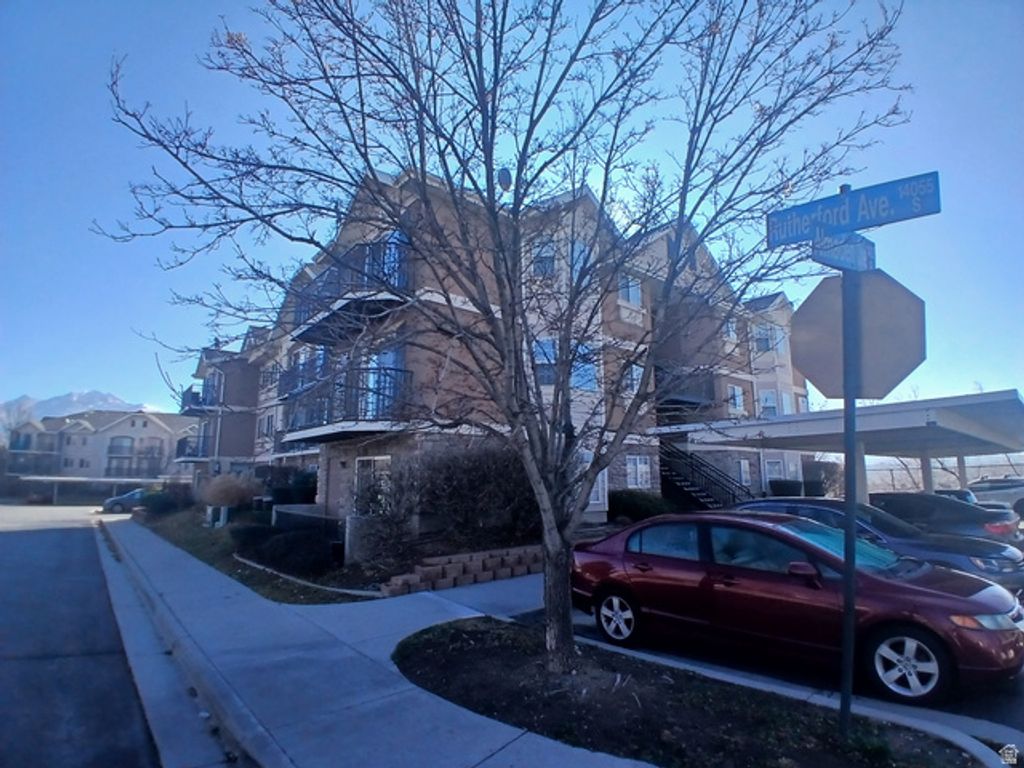 1421 W RUTHERFORD, Bluffdale, UT 84065