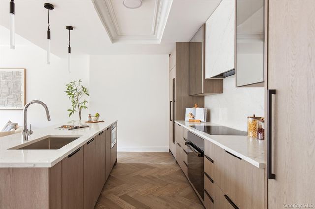78-29 Austin Street TH13, Forest Hills, NY 11375