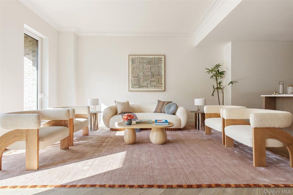 78-29 Austin Street TH13, Forest Hills, NY 11375
