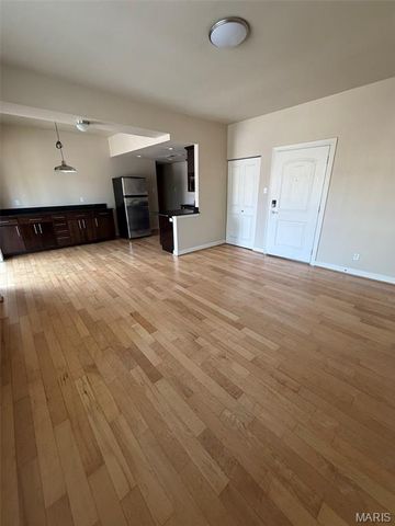 5621 Pershing Avenue 13, St Louis, MO 63112