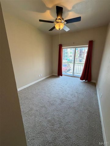 5621 Pershing Avenue 13, St Louis, MO 63112