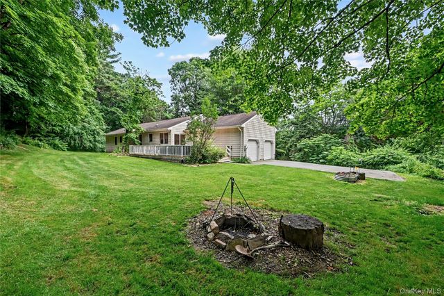 33 Sabbathday Hill Road, South Salem, NY 10590