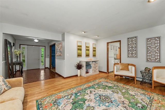 33 Sabbathday Hill Road, South Salem, NY 10590