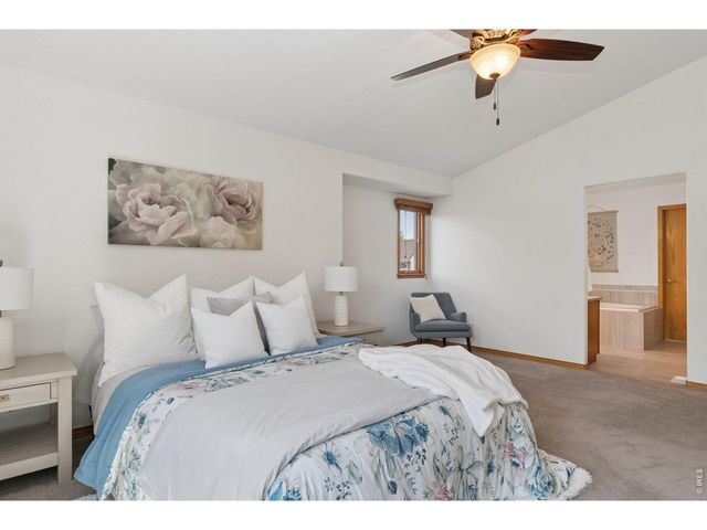 2413 Willow Ln, Longmont, CO 80503