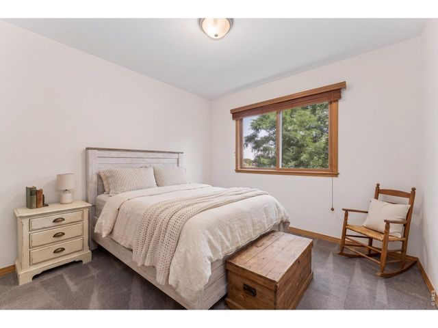 2413 Willow Ln, Longmont, CO 80503