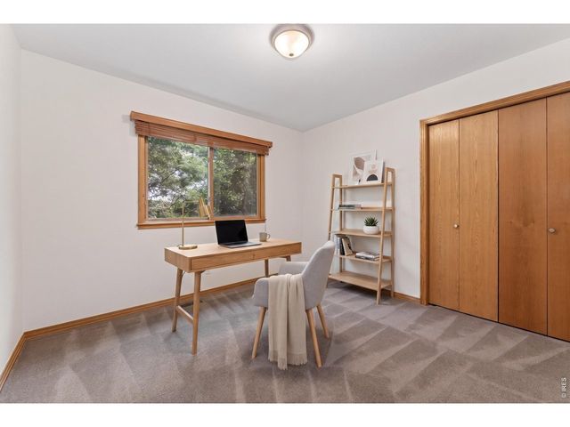 2413 Willow Ln, Longmont, CO 80503