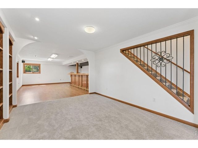 2413 Willow Ln, Longmont, CO 80503