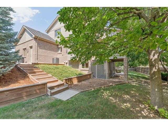 2413 Willow Ln, Longmont, CO 80503