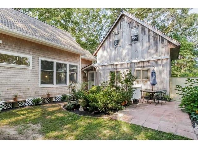 49 Sanford Avenue, North Kingstown, RI 02852