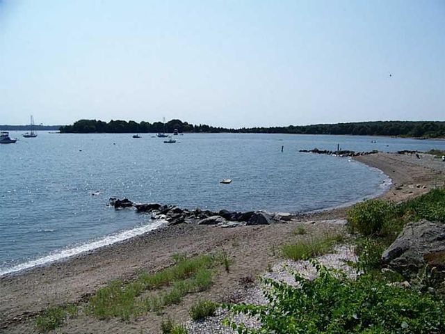 49 Sanford Avenue, North Kingstown, RI 02852