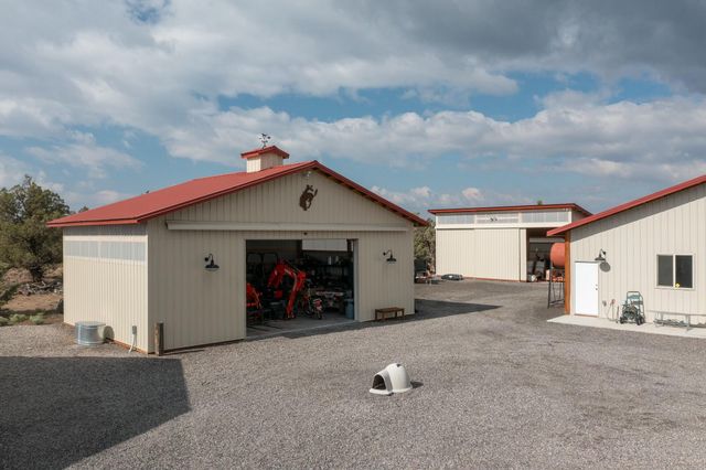 12213 SW Ranch Road, Powell Butte, OR 97753