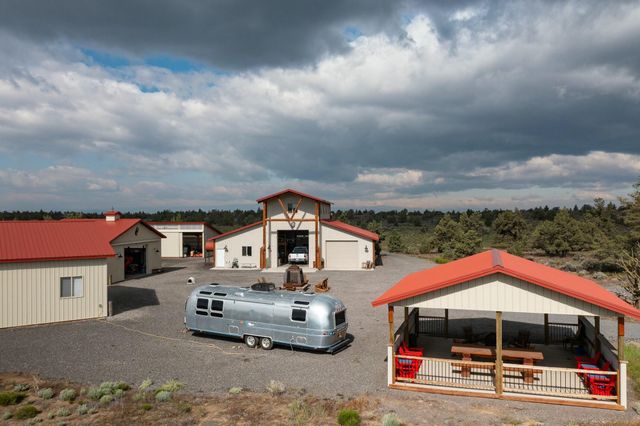 12213 SW Ranch Road, Powell Butte, OR 97753