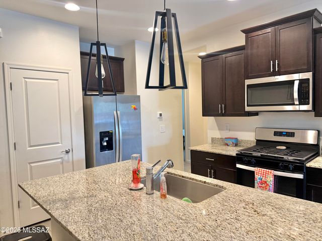 4850 E Greenway Wash Drive, Tucson, AZ 85706