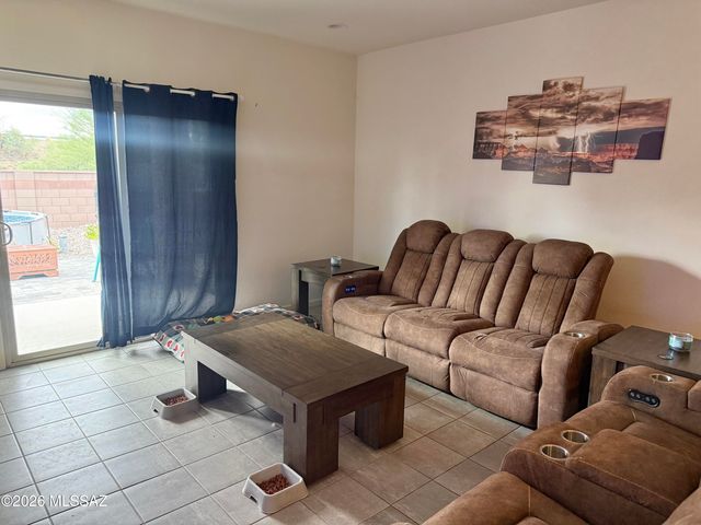 4850 E Greenway Wash Drive, Tucson, AZ 85706