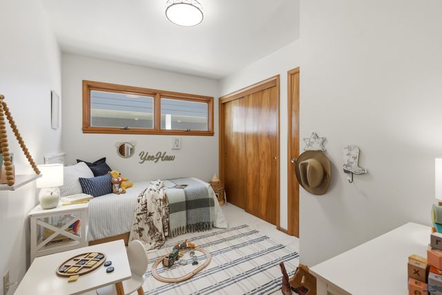 210 PINEDALE DR, Rapid City, SD 57702