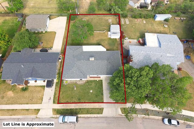 210 PINEDALE DR, Rapid City, SD 57702