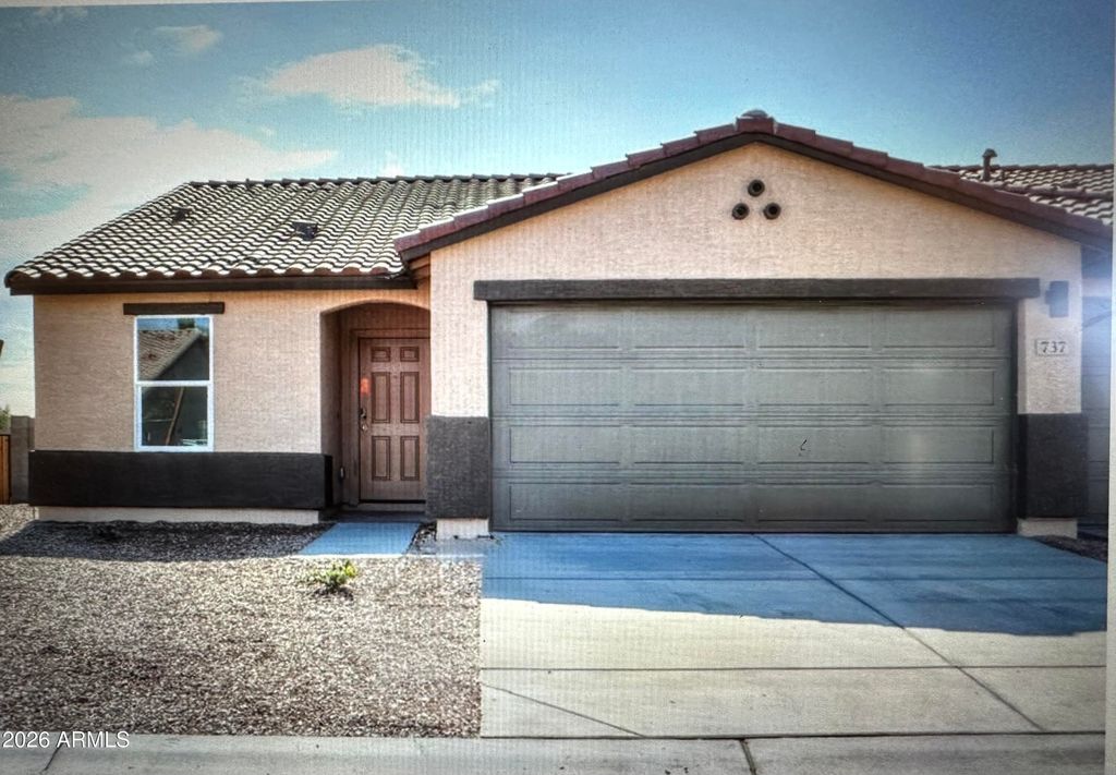 737 DYLAN Court, Wickenburg, AZ 85390