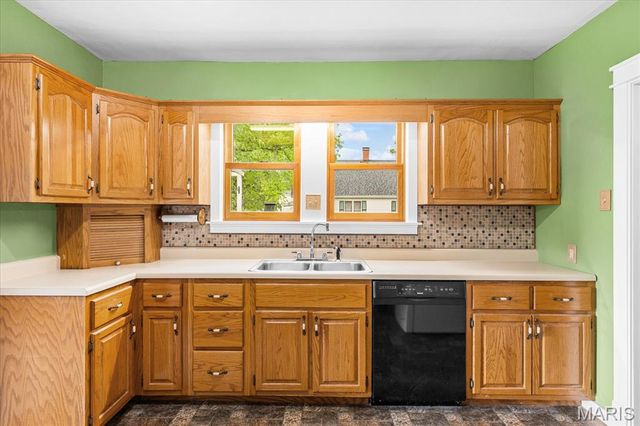 301 S Missouri Avenue, Belleville, IL 62220