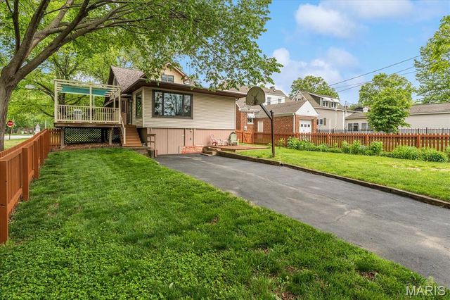 301 S Missouri Avenue, Belleville, IL 62220