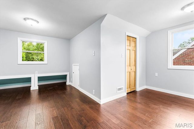 301 S Missouri Avenue, Belleville, IL 62220