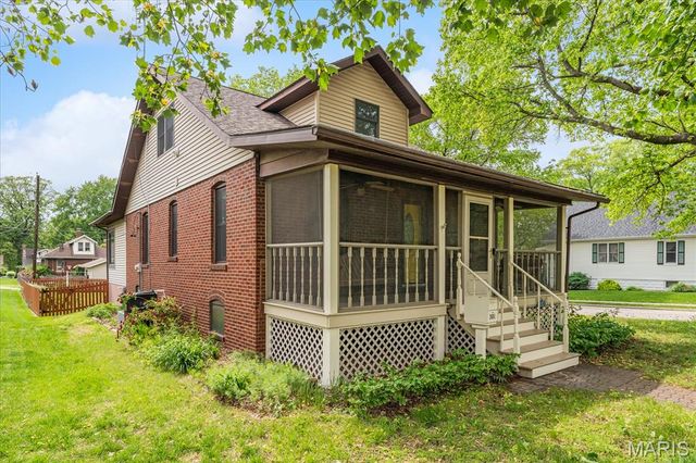301 S Missouri Avenue, Belleville, IL 62220