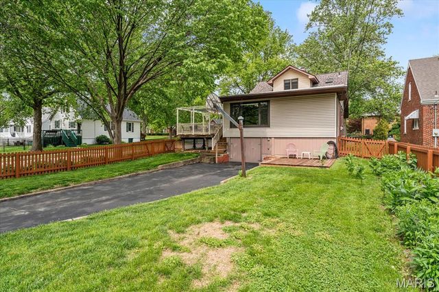 301 S Missouri Avenue, Belleville, IL 62220