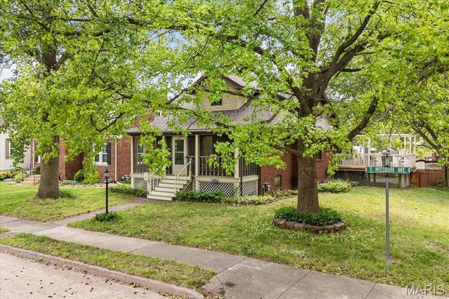 301 S Missouri Avenue, Belleville, IL 62220