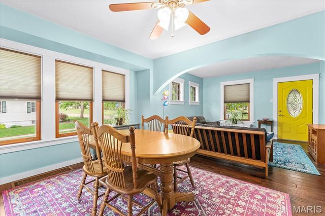 301 S Missouri Avenue, Belleville, IL 62220