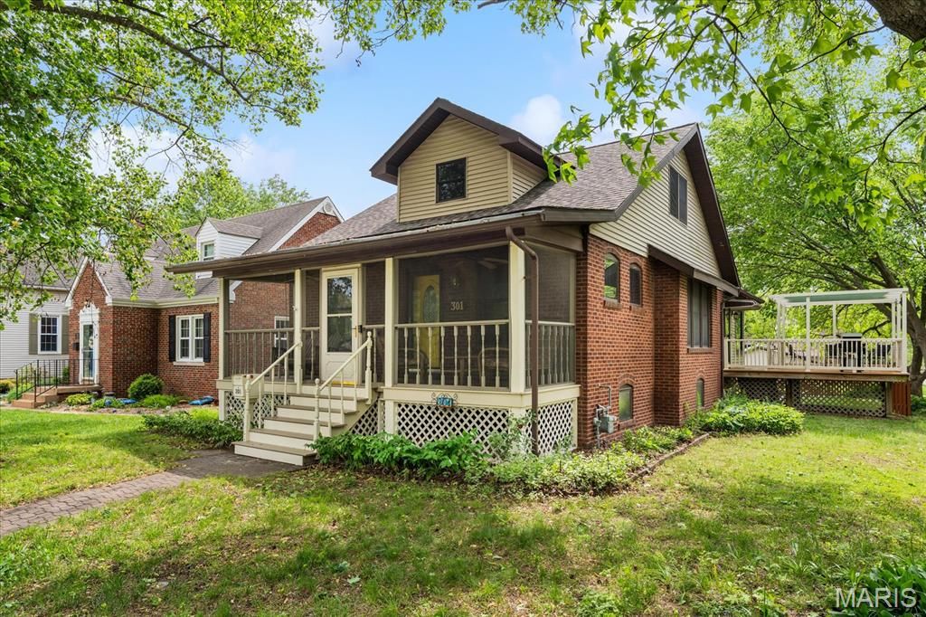 301 S Missouri Avenue, Belleville, IL 62220