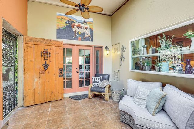 868 Ardmore, Redlands, CA 92374