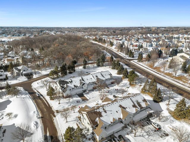 3001 Juniper Lane H, Woodbury, MN 55125