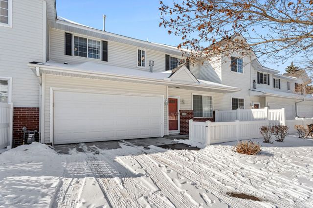 3001 Juniper Lane H, Woodbury, MN 55125