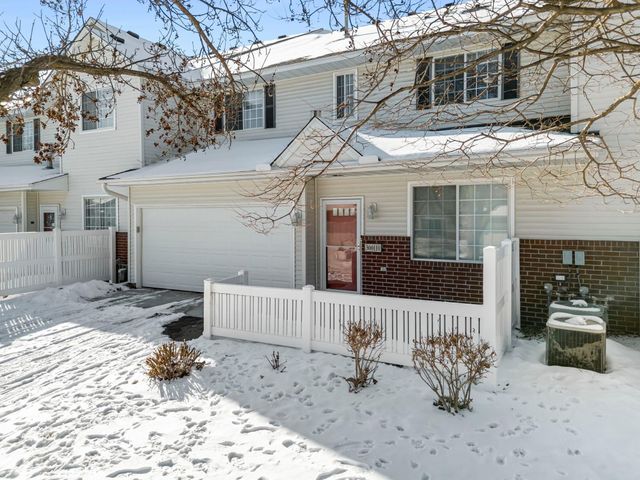 3001 Juniper Lane H, Woodbury, MN 55125