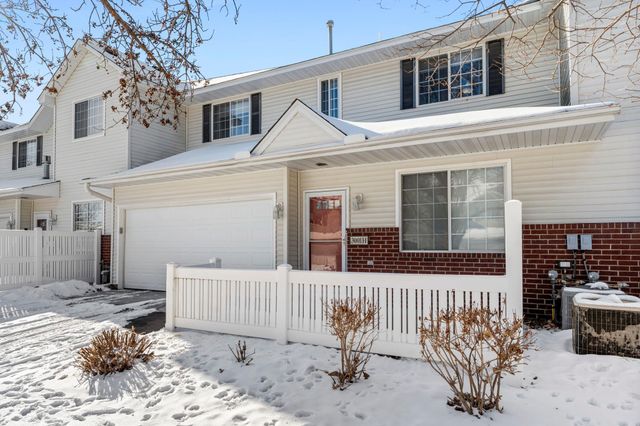 3001 Juniper Lane H, Woodbury, MN 55125