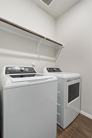 2713 Derwent DR, Pflugerville, TX 78660