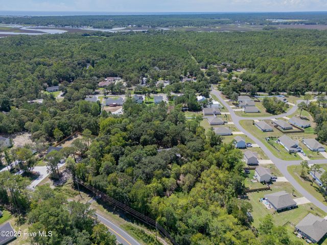 2373 Sunset Harbor Road SE, Bolivia, NC 28422