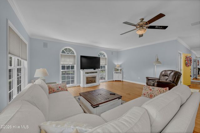 2373 Sunset Harbor Road SE, Bolivia, NC 28422