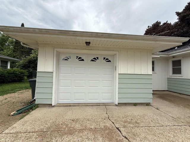 401 JOHN STREET, Ripon, WI 54971