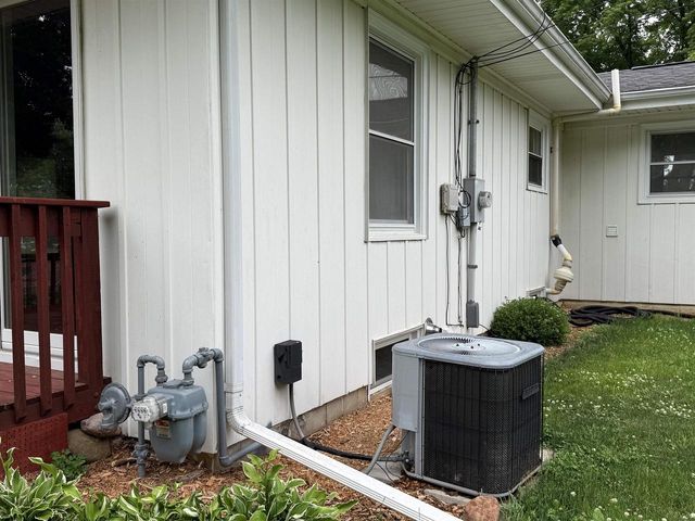 401 JOHN STREET, Ripon, WI 54971