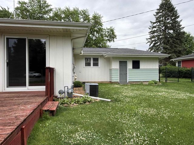 401 JOHN STREET, Ripon, WI 54971
