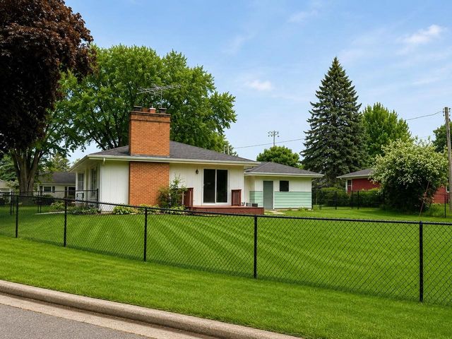 401 JOHN STREET, Ripon, WI 54971