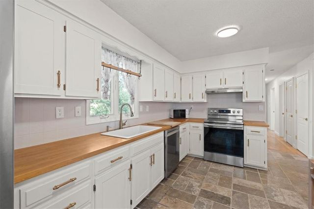 3713 E 114th Terrace, Kansas City, MO 64137