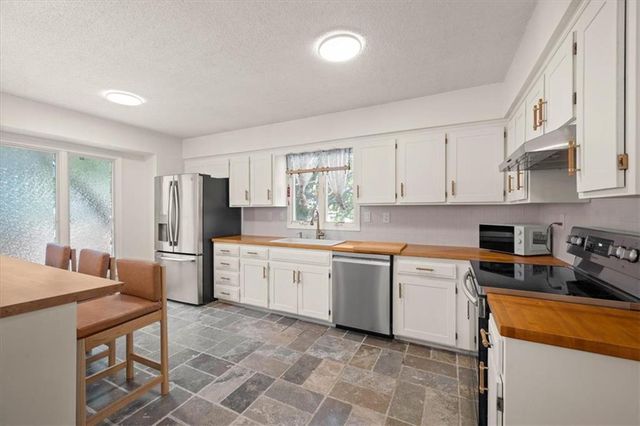 3713 E 114th Terrace, Kansas City, MO 64137
